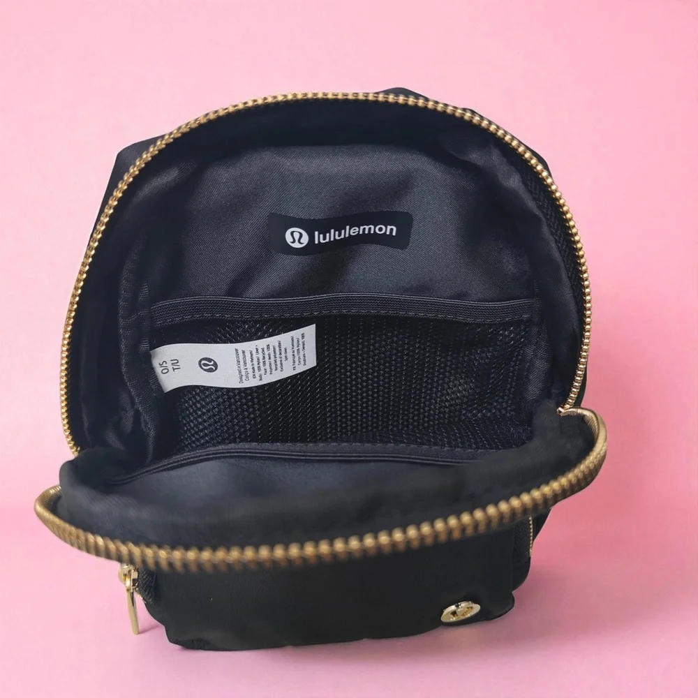 lululemon athletica Black Crossbody Bag - Picture 2 of 6